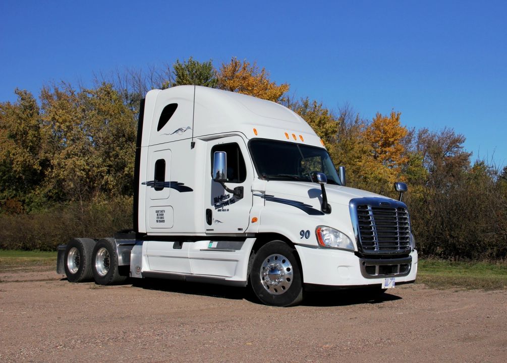 Regional Trucking — Sioux Falls trucking & freight service by Mid-States Transport